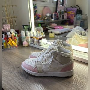 Nike Jordan Air 1 Mid